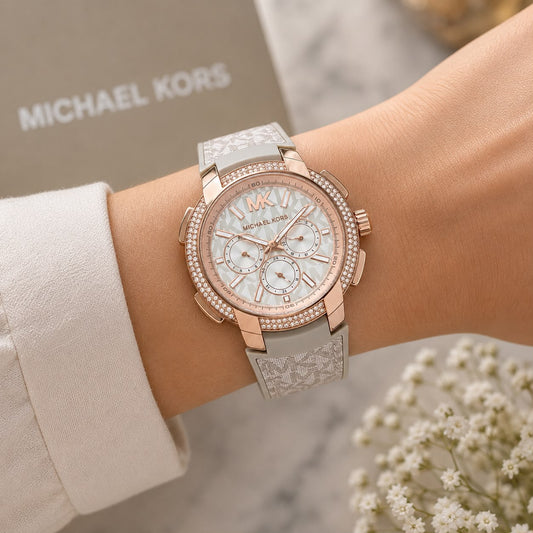 MICHAEL KORS SIDNEY MULTIFUNCTION With OG Box