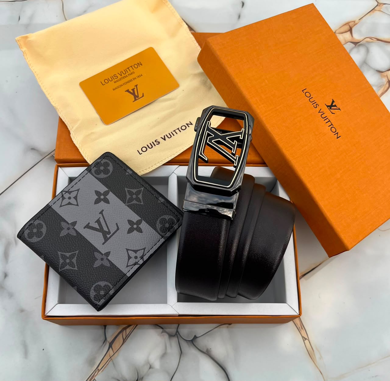 LV HEAVY COMBO AUTO LOCK BELT WITH CARD & DUSTER
