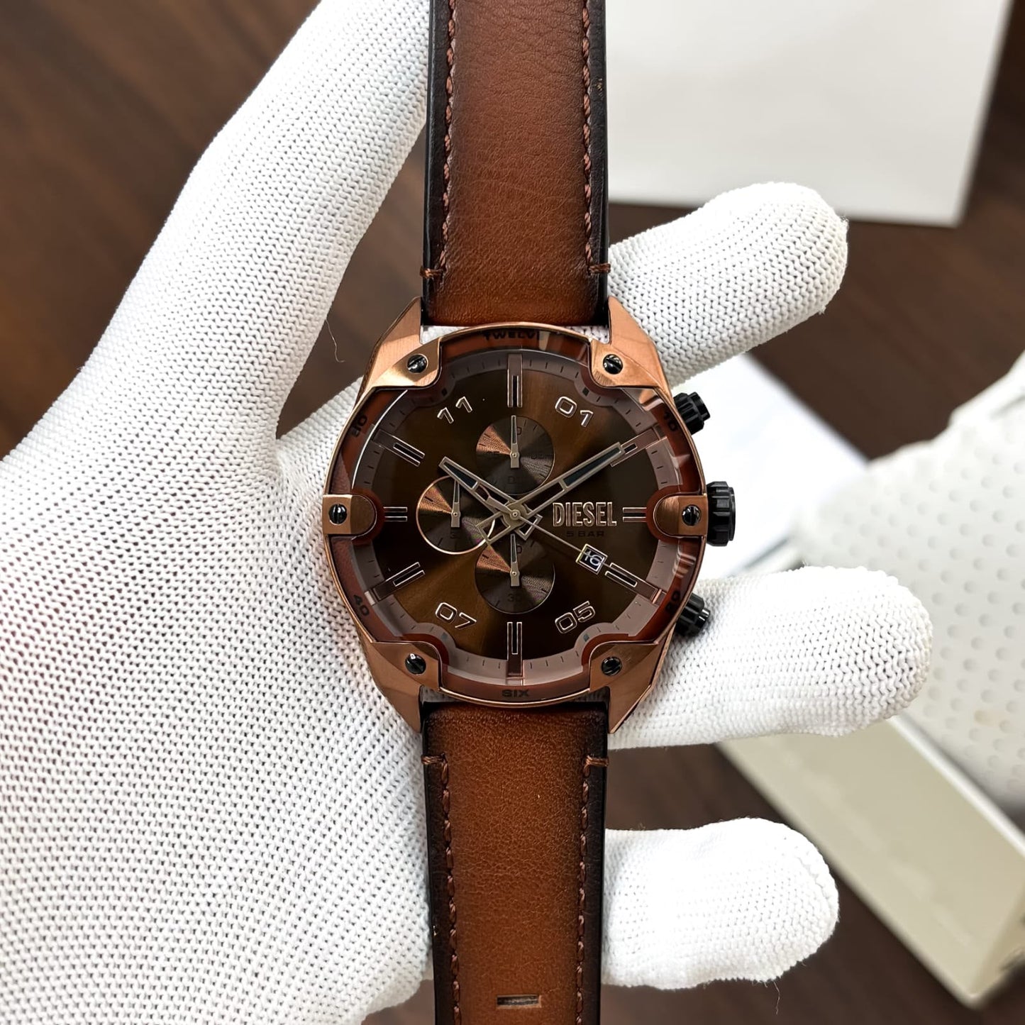 DIESEL SPIKED DZ 4698