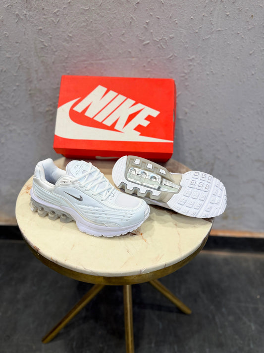 NIKE SHOK ELITE TRIPPLE WHITE