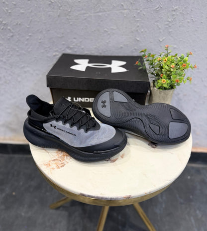 UNDER ARMOUR ECHO SLIPSPEED