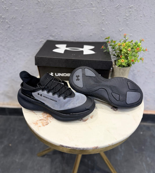 UNDER ARMOUR ECHO SLIPSPEED