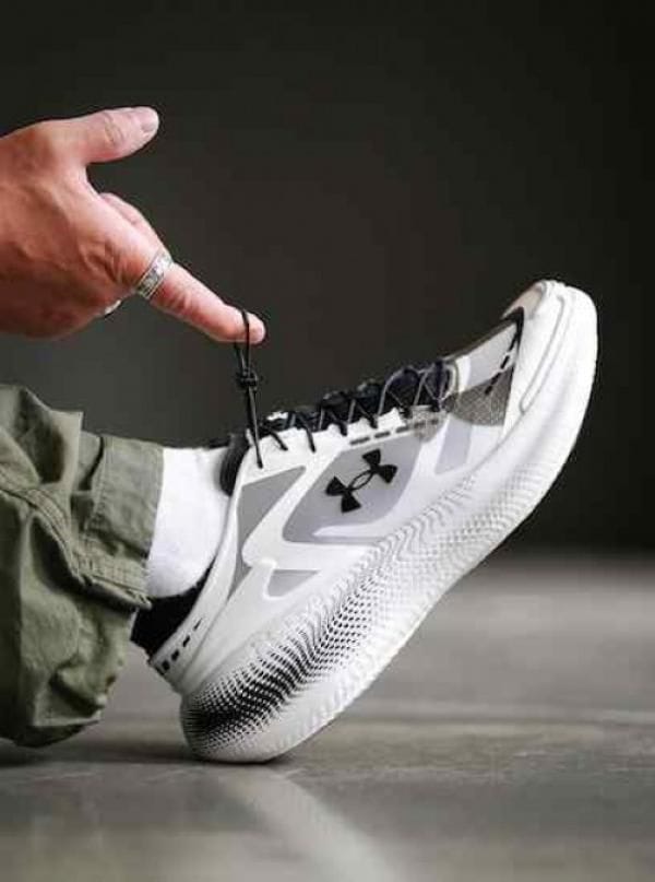 UNDER ARMOUR ECHO SLIPSPEED