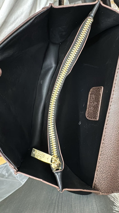 GUCCI PADLOCK PRESS LOCK SHOULDER BAG