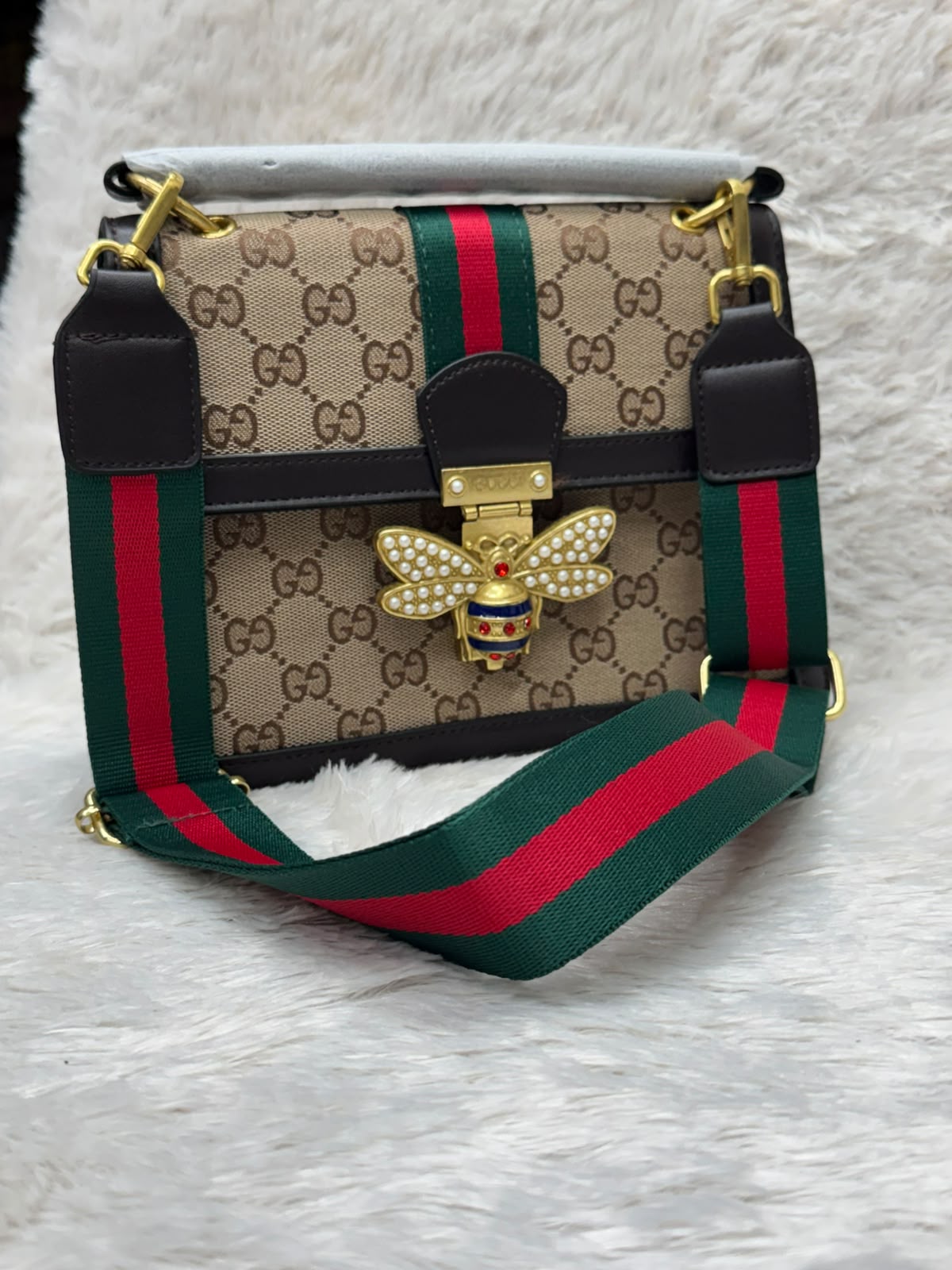 GUCCI PADLOCK QUEEN MARGARET BEE PRESS LOCK SHOULDER BAG