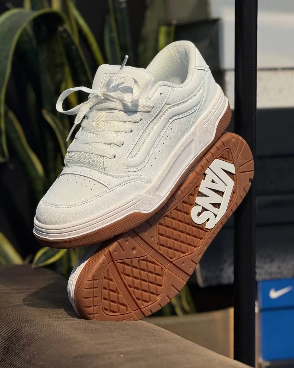 VANS HYLANE CHUNKY TRIPLE WHITE GREY