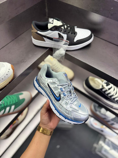 NIKE P-6000 TRAINER METALLIC BLUE TICK