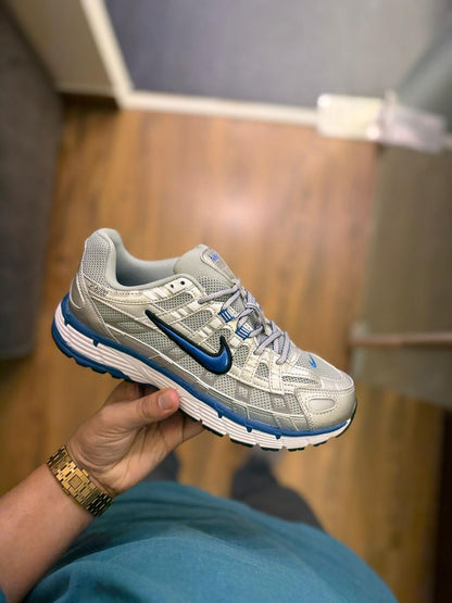 NIKE P-6000 TRAINER METALLIC BLUE TICK