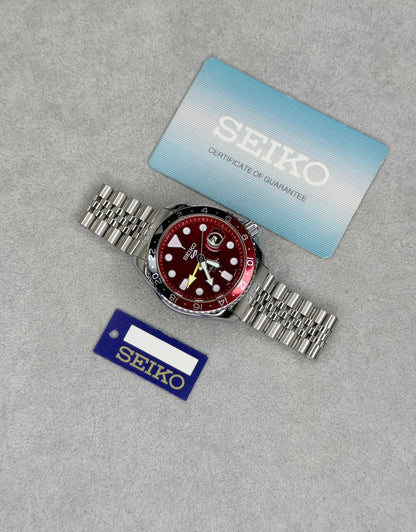 Seiko 5 Sports SKX GMT Bi-Red Colour