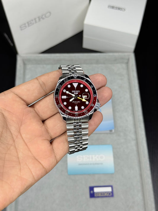 Seiko 5 Sports SKX GMT Bi-Red Colour
