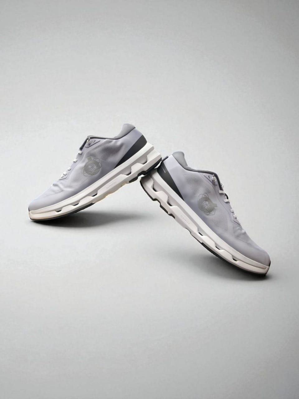 On Running X Kith Cloudzone Grey White