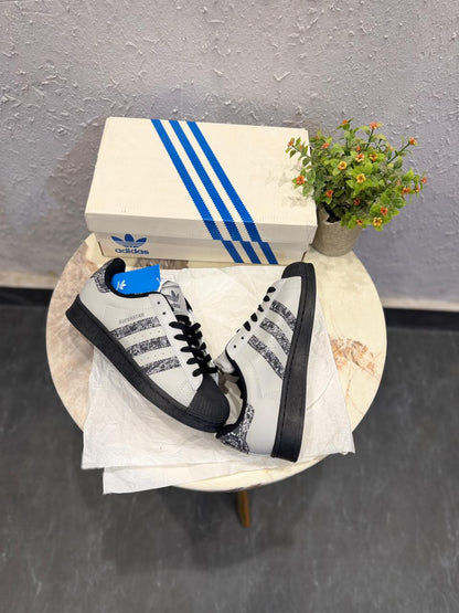 ADIDAS ORIGINALS SUPERSTAR 2nd GENERATION 19 PAISLEY RADIUM
