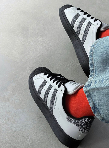 ADIDAS ORIGINALS SUPERSTAR 2nd GENERATION 19 PAISLEY RADIUM