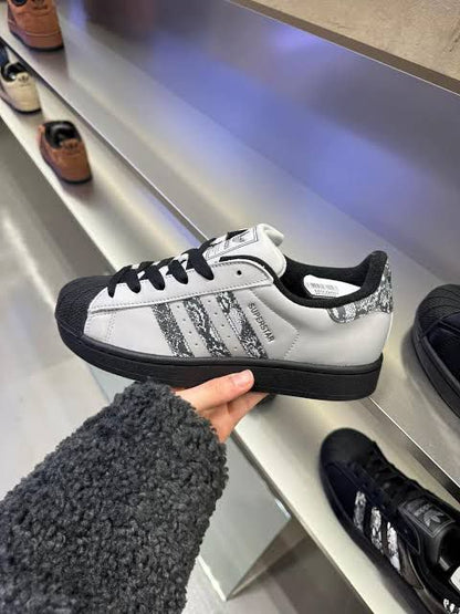 ADIDAS ORIGINALS SUPERSTAR 2nd GENERATION 19 PAISLEY RADIUM