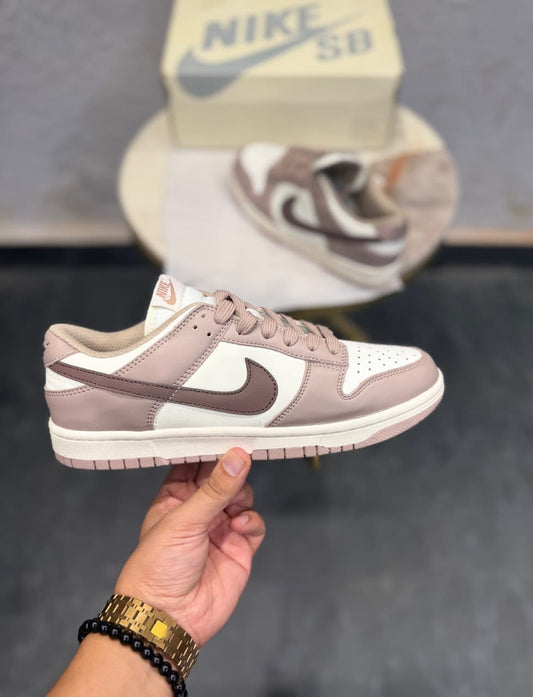 NIKE SB DUNK DIFFUSED TAUPE