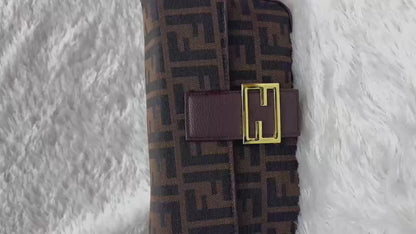 FENDI BAGUETTE SLING BAG