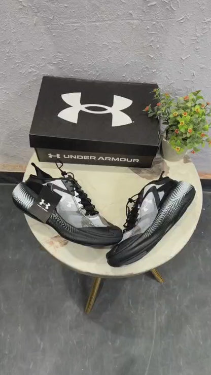 UNDER ARMOUR ECHO SLIPSPEED