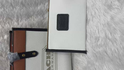 COACH FIELD TOTE BAG
