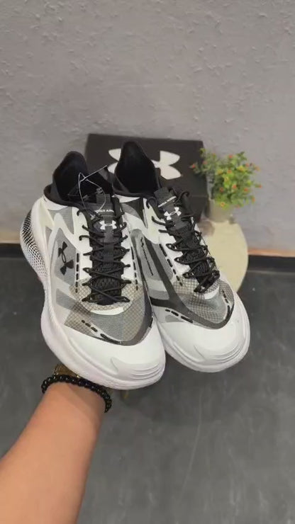 UNDER ARMOUR ECHO SLIPSPEED