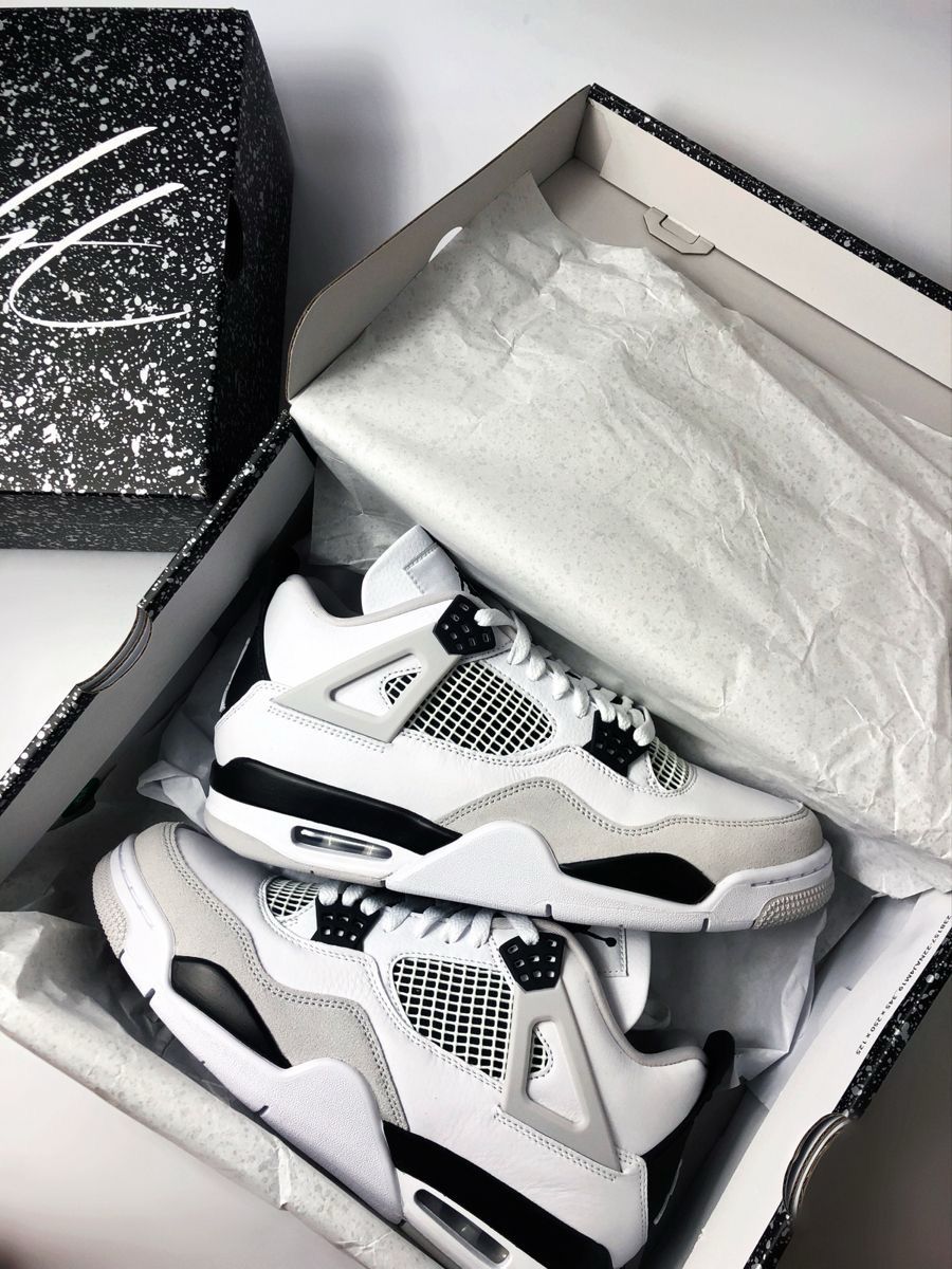 Nike Air Jordan Retro 4 Military Black Semi UA