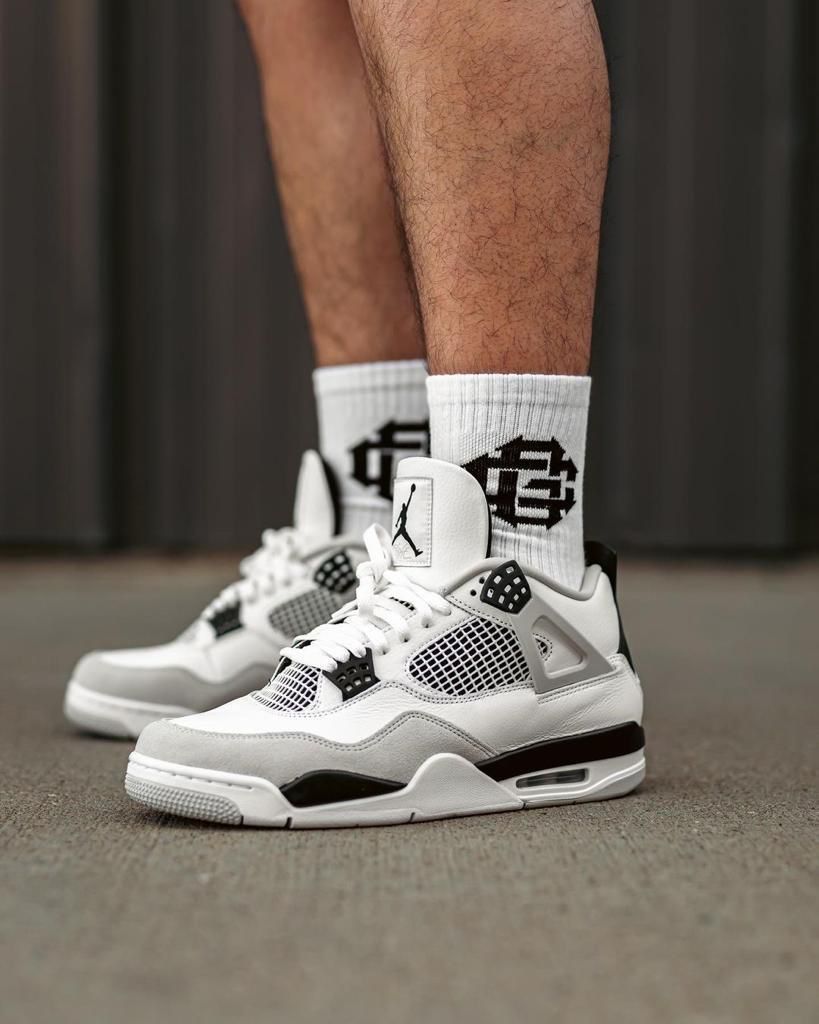 Nike Air Jordan Retro 4 Military Black Semi UA